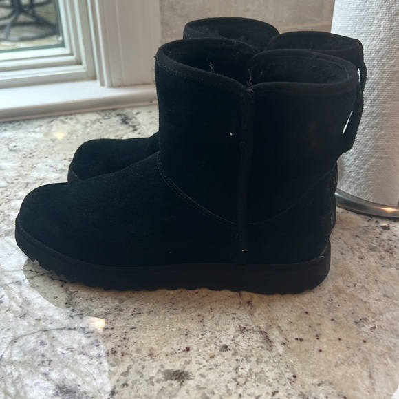 Ugg boots great condition - Picture 8 of 8